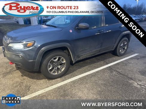 Used 2019 Jeep Cherokee Trailhawk w/ Cold Weather Group image 1