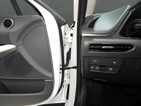 Used 2023 Hyundai Sonata SEL image 29