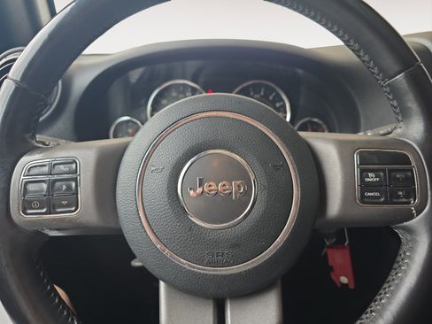 Used 2017 Jeep Wrangler Unlimited Sport AWD/4WD image 9