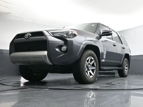 Used 2019 Toyota 4Runner TRD Off-Road Premium image 33