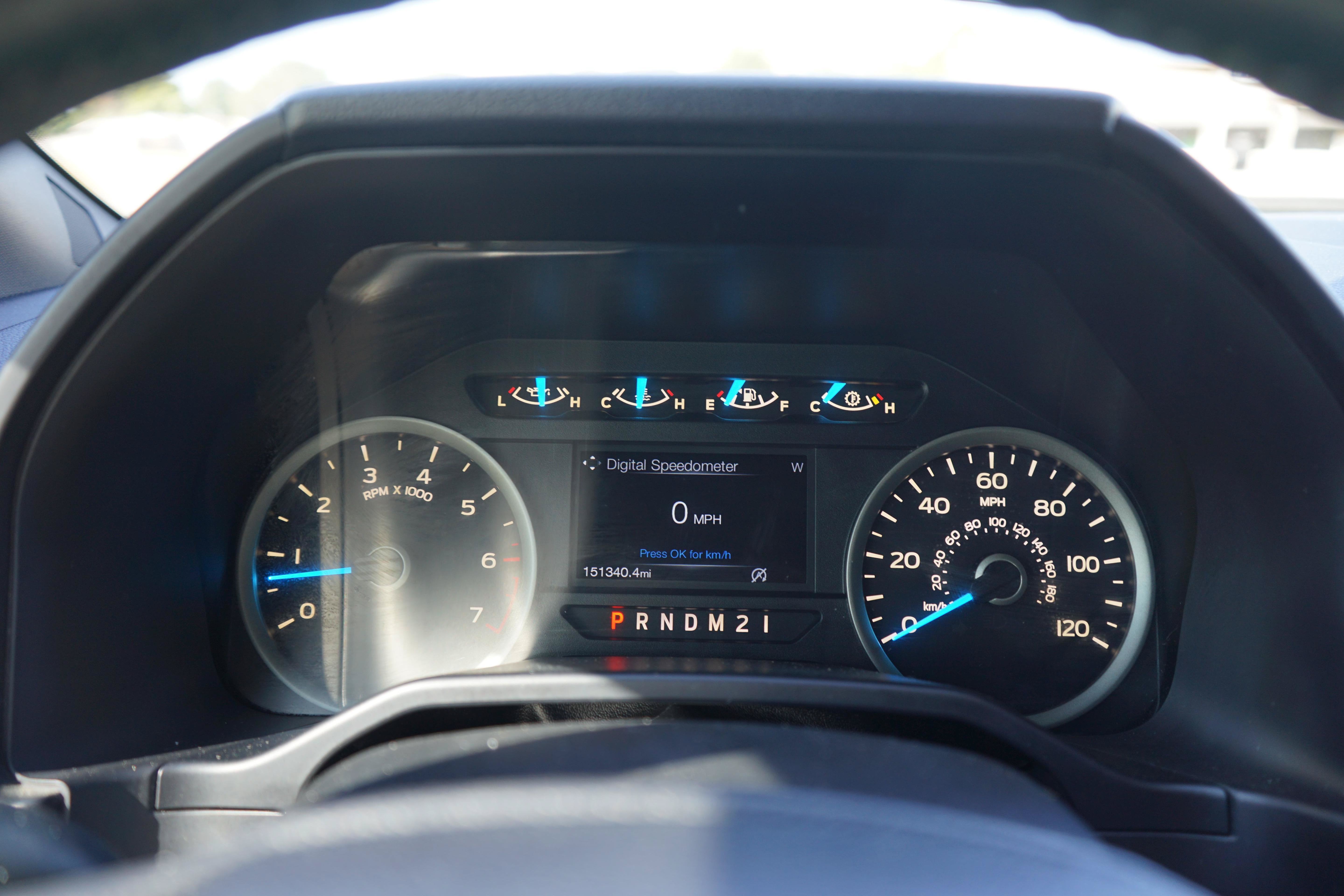 Used 2017 Ford F150 XLT w/ Equipment Group 302A Luxury AWD/4WD image 11