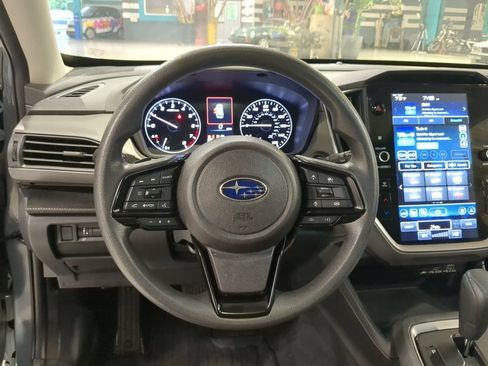 Used 2024 Subaru Crosstrek 2.0i Premium AWD/4WD image 2