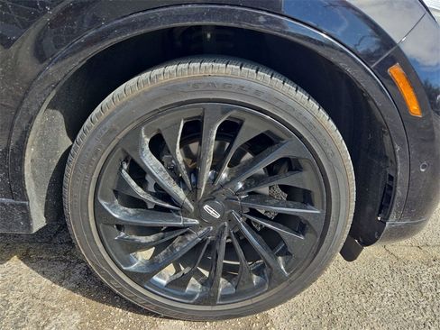 Used 2023 Lincoln Aviator Reserve w/ Equipment Group 201A image 2