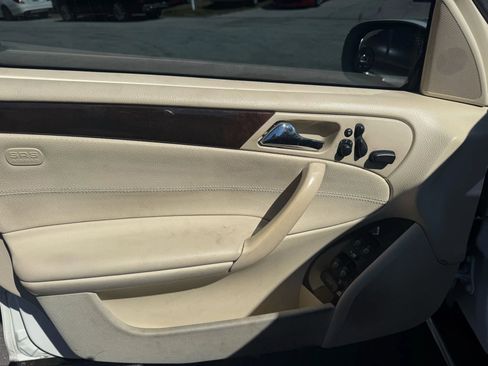 Used 2007 Mercedes-Benz C 280 Sedan image 8