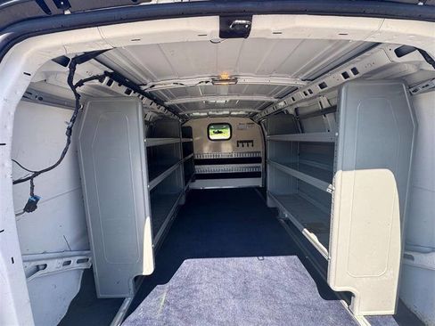 Used 2012 Chevrolet Express 1500 RWD image 14