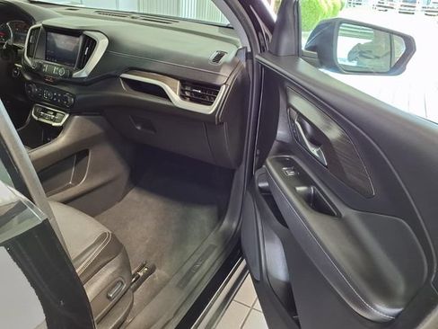 Used 2022 GMC Terrain SLT AWD/4WD image 27