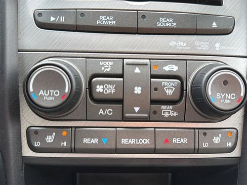 Used 2015 Honda Pilot Touring image 30