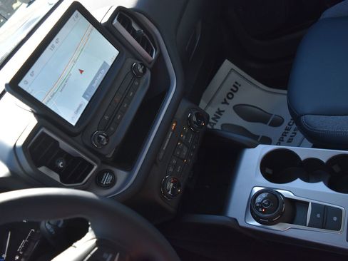 Used 2024 Ford Bronco Sport Outer Banks w/ Tech Package image 23