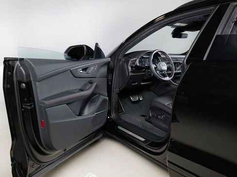 New 2026 Audi SQ8 Prestige image 26