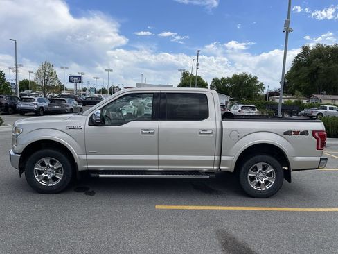 Used 2017 Ford F150 Lariat AWD/4WD image 4