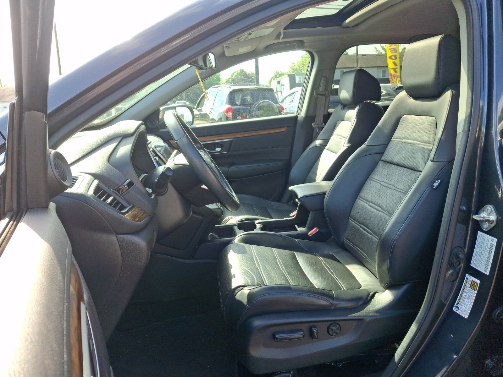 Used 2017 Honda CR-V Touring image 12