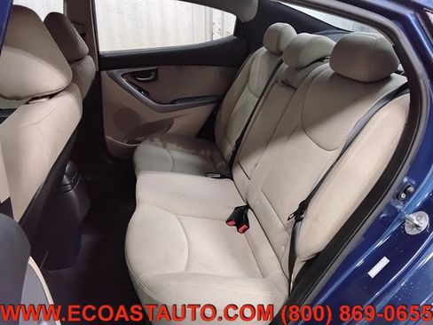 Used 2016 Hyundai Elantra SE w/ Option Group 02 image 13