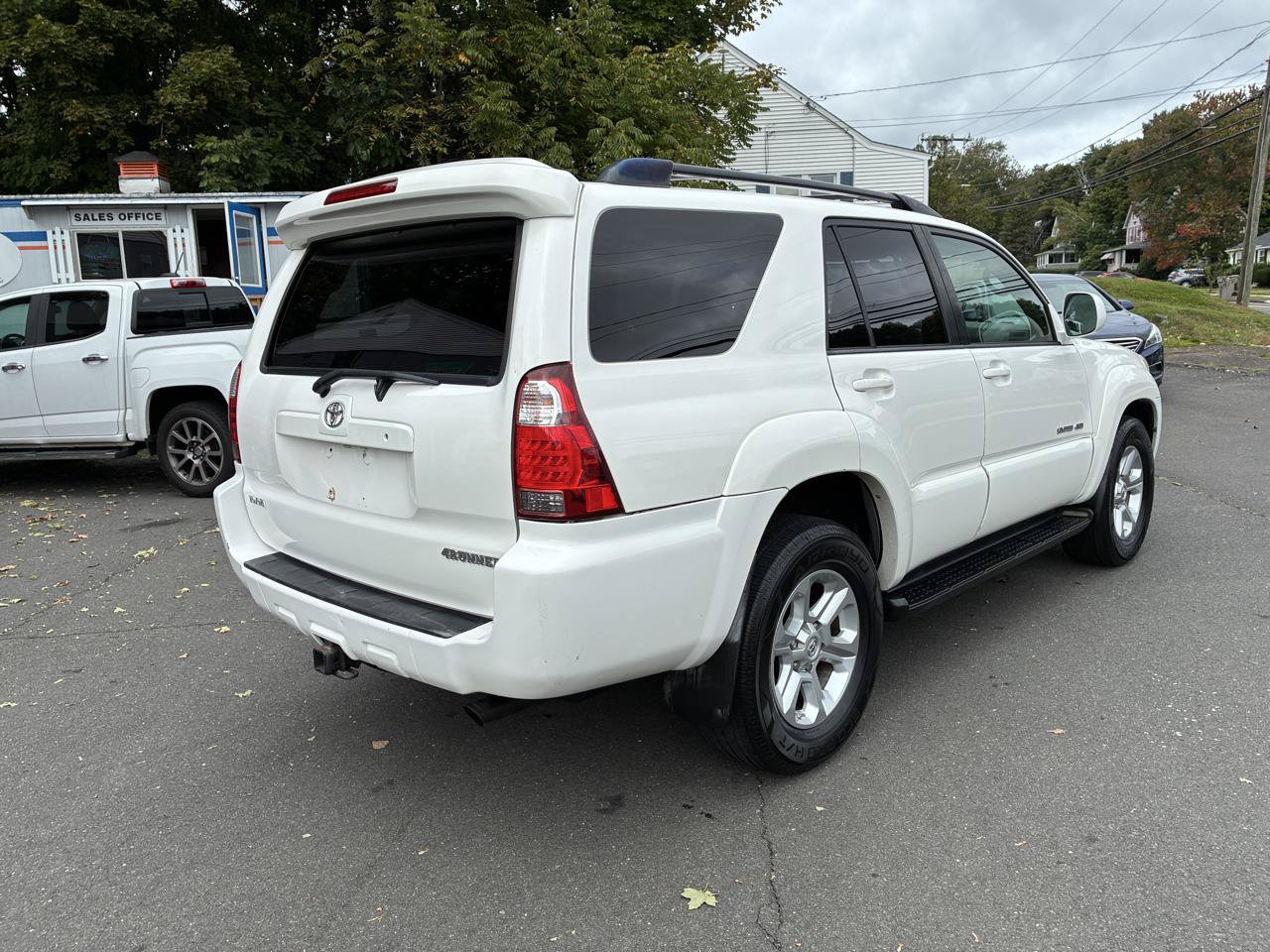 Used 2007 Toyota 4Runner Limited AWD/4WD image 5