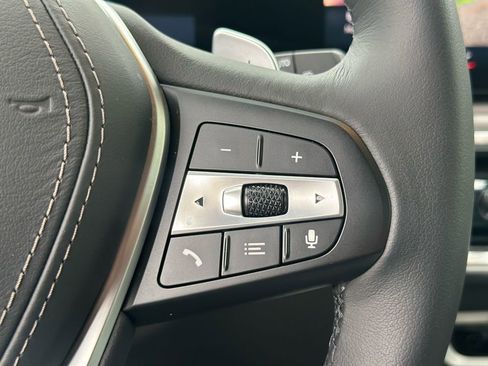 Used 2025 BMW X5 xDrive40i w/ Premium Package image 29