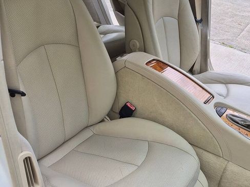Used 2005 Mercedes-Benz E 500 Sedan image 51