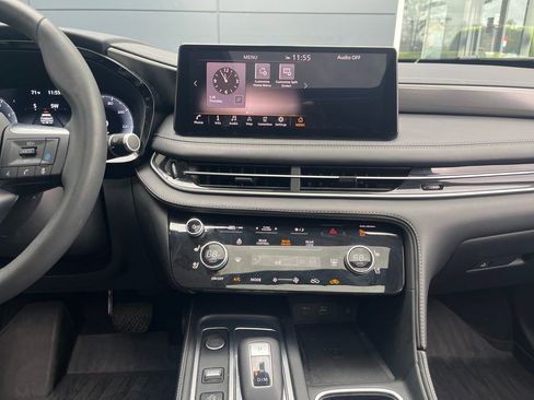 Used 2024 INFINITI QX60 Luxe w/ Cargo Package image 19