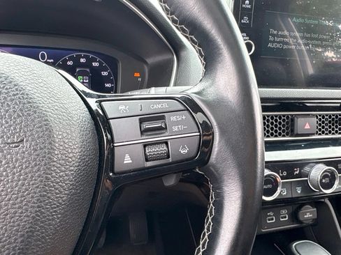 Used 2022 Honda Civic Touring image 21