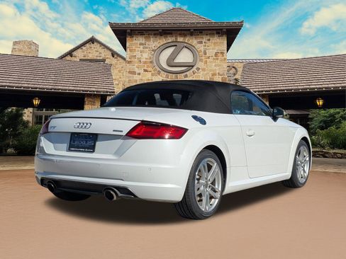 Used 2018 Audi TT 2.0T image 2