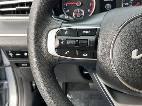 Used 2023 Kia K5 LXS image 20