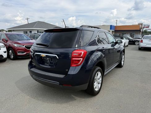 Used 2017 Chevrolet Equinox LT FWD image 6