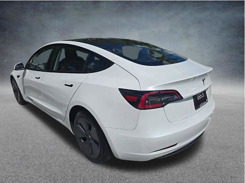 Used 2023 Tesla Model 3 Standard Range image 7