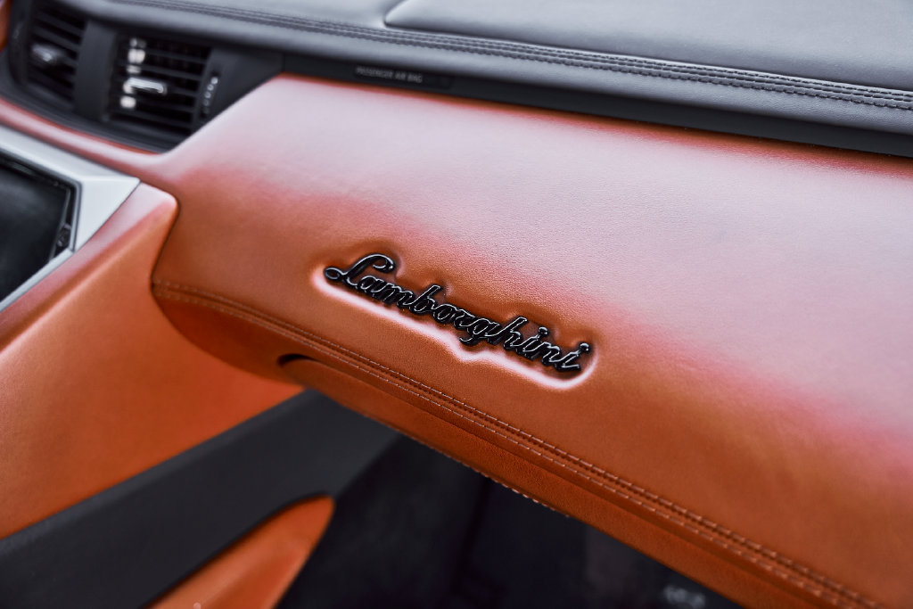 Used 2018 Lamborghini Aventador S AWD/4WD image 47