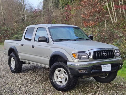 Used 2002 Toyota Tacoma PreRunner image 1