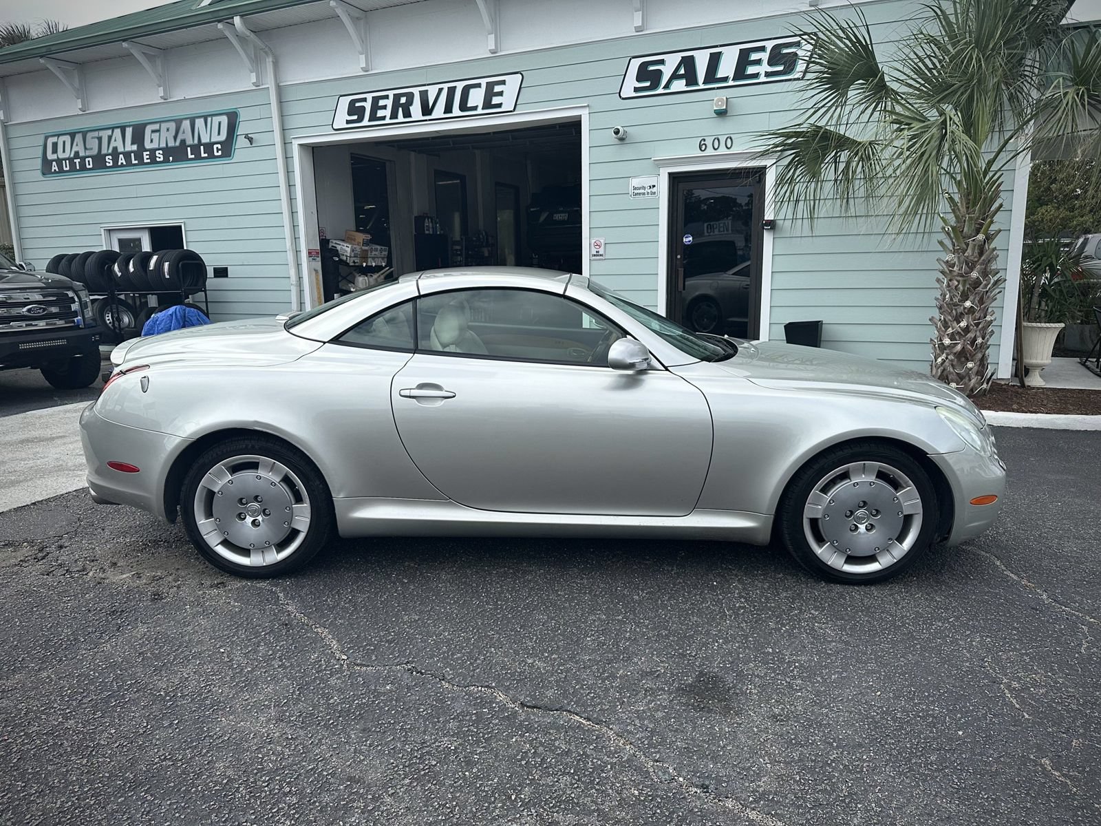 Used 2003 Lexus SC 430 Convertible RWD image 5