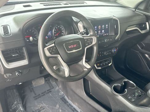 Used 2023 GMC Terrain SLE w/ Driver Convenience Package FWD image 13