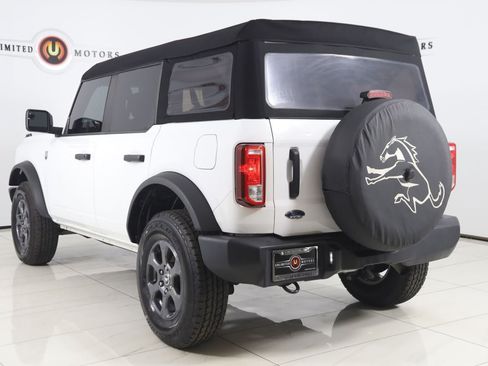 Used 2023 Ford Bronco Big Bend AWD/4WD image 4