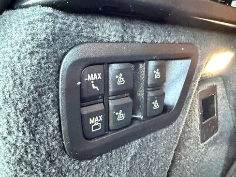 Used 2019 BMW X7 xDrive50i AWD/4WD image 32