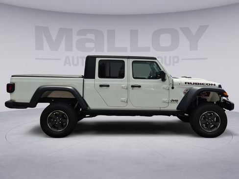Used 2023 Jeep Gladiator Rubicon w/ Cold Weather Group AWD/4WD image 6