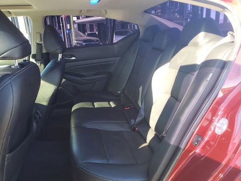 Used 2021 Nissan Altima 2.5 Platinum image 15