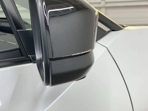 Used 2023 Toyota bZ4X Limited image 34