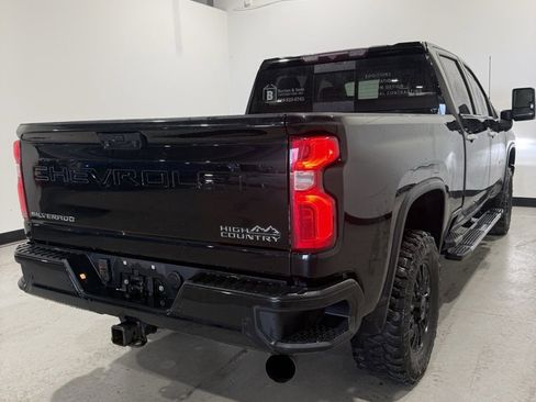 Used 2021 Chevrolet Silverado 2500 High Country w/ Z71 Off-Road Package image 8