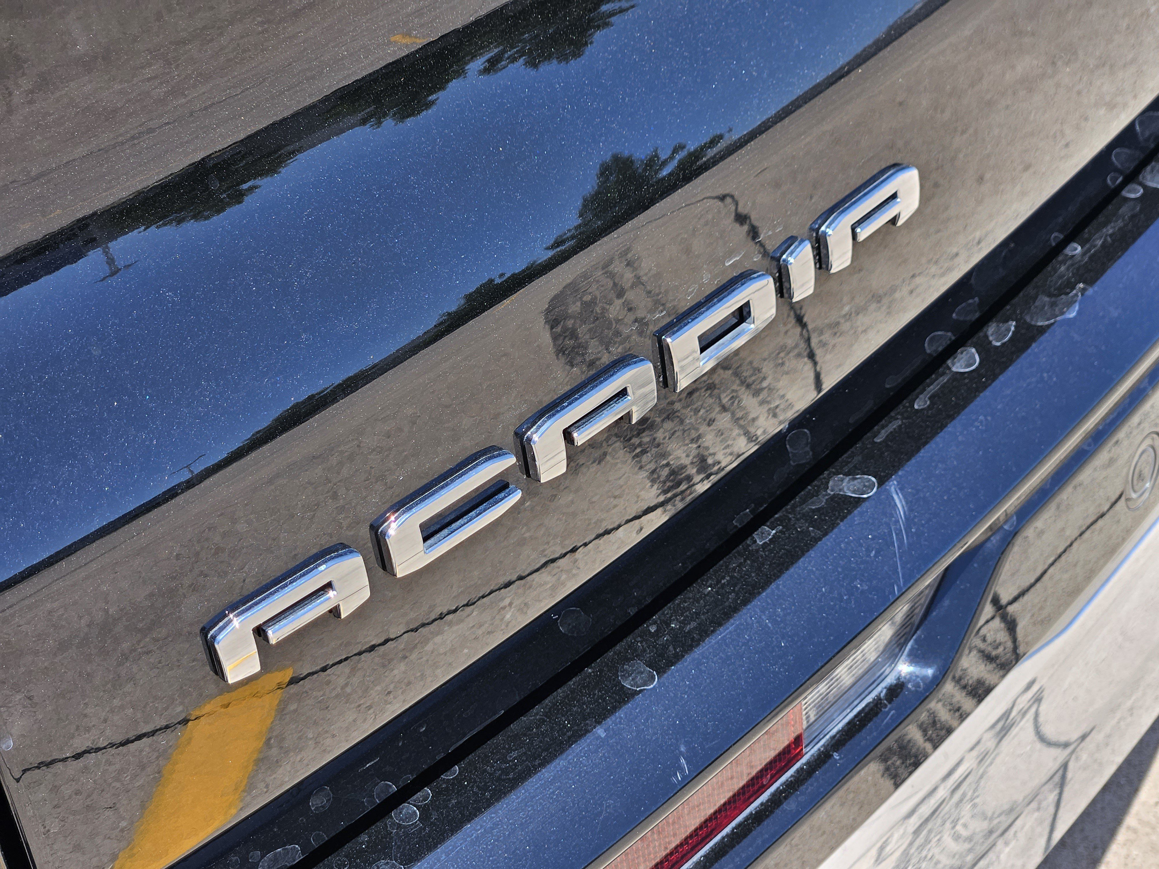 Used 2024 GMC Acadia Denali w/ LPO, Floor Liner Package FWD image 8