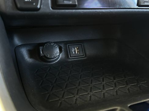 Used 2025 Toyota RAV4 SE w/ Weather & Moonroof Package AWD/4WD image 28