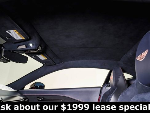 Used 2025 Aston Martin V8 Vantage Coupe image 20