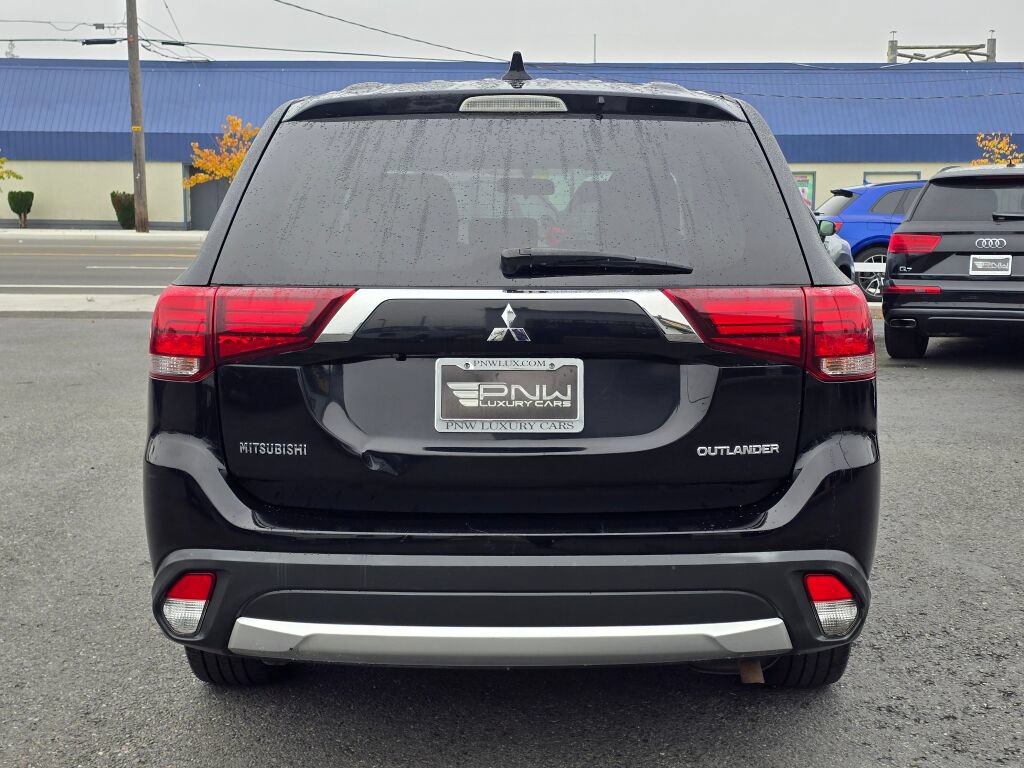 Used 2018 Mitsubishi Outlander ES FWD image 7