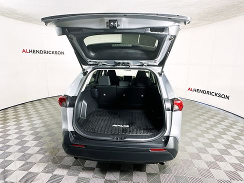 Used 2025 Toyota RAV4 LE image 29