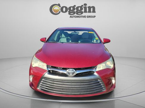 Used 2016 Toyota Camry LE FWD image 8