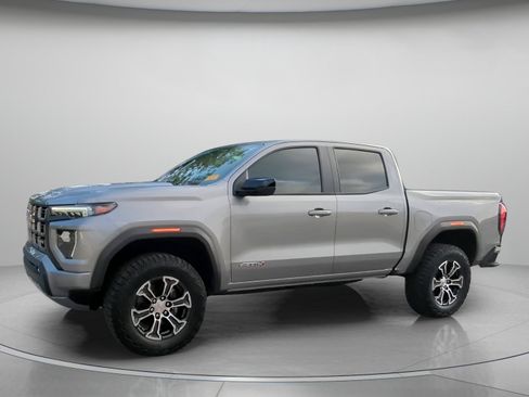 Used 2023 GMC Canyon AT4 w/ AT4 Premium Package AWD/4WD image 14