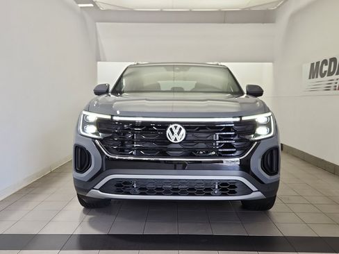 New 2026 Volkswagen Atlas Cross Sport SE FWD image 3