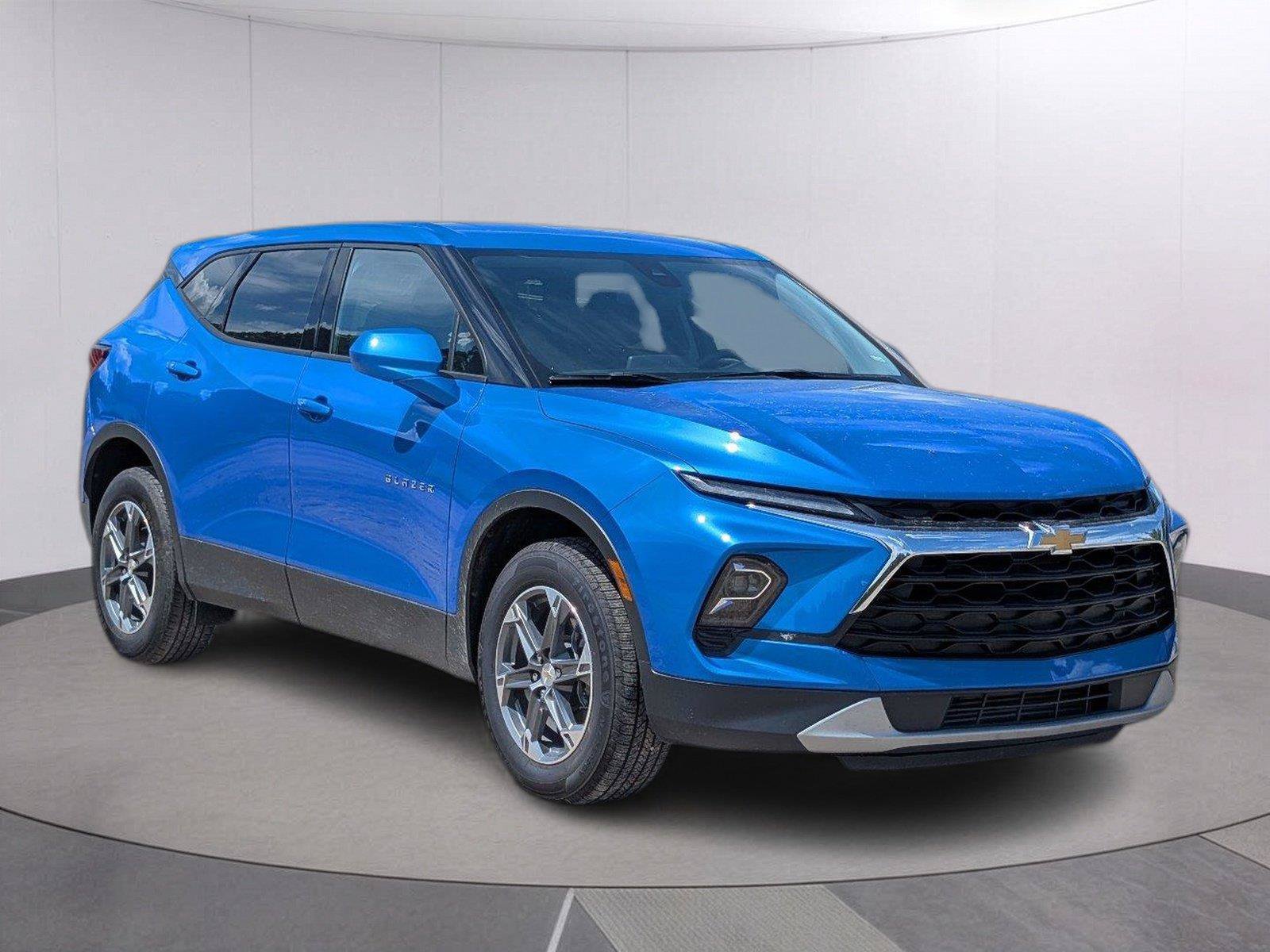 Used 2025 Chevrolet Blazer LT AWD/4WD image 9