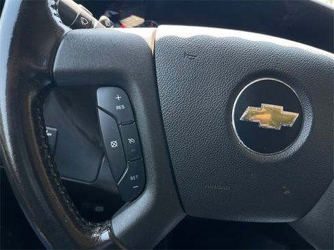 Used 2022 Chevrolet Express 2500 Extended w/ Driver Convenience Package image 14