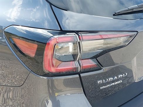 Used 2025 Subaru Outback Limited image 31