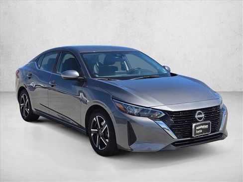 Used 2024 Nissan Sentra SV FWD image 3
