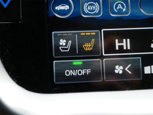 Used 2023 Subaru Outback Touring image 29