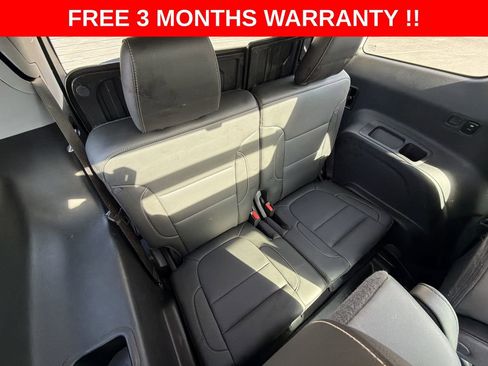 Used 2021 GMC Acadia SLT w/ LPO, Floor Liner Package image 24