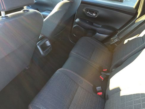 Used 2023 Honda HR-V Sport image 12